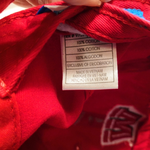 Women's Wisconsin Badgers baseball hat - Picture 9 of 9